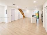 552 7th St - Photo 3