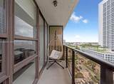 600 36th St - Photo 2