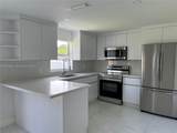 705 20th St - Photo 5