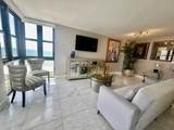 2555 Collins Ave - Photo 5
