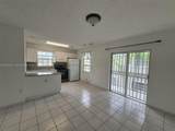 1366 4th St - Photo 2