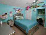 633 University Dr - Photo 10