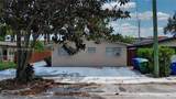 286 39th St - Photo 1