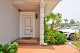 2307 7th St - Photo 2