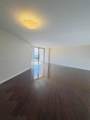 800 Parkview Dr - Photo 3