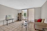 2811 Somerset Dr - Photo 11