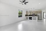 1151 Rachel St E - Photo 19