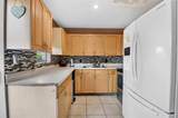 1572 Woodland Ave - Photo 8