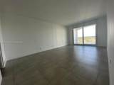 5401 Collins Ave - Photo 15