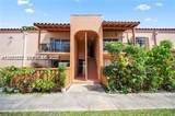 7105 Miami Lakes Dr - Photo 3