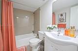 1833 Ocean Dr - Photo 20