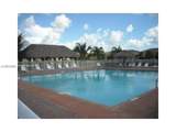 1536 26th St - Photo 3