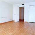 1000 Parkview Dr - Photo 3