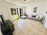 301 37th St - Photo 1