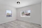 449 10th St - Photo 16