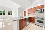 60 Edgewater Dr - Photo 6