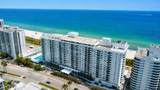 5601 Collins Ave - Photo 6