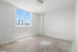 275 18th St - Photo 23