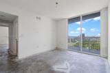 275 18th St - Photo 27