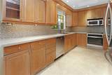 1030 Polk St - Photo 15