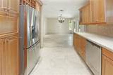 1030 Polk St - Photo 17