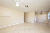 900 Bloxham St - Photo 2