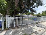 1345 25th St - Photo 4