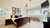 302 Balboa St - Photo 22