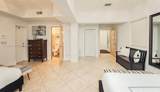 302 Balboa St - Photo 37