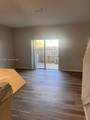 2338 23rd Ter - Photo 3
