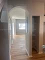 2338 23rd Ter - Photo 4