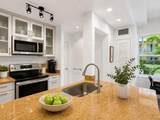 910 Bay Dr - Photo 4