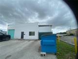 340 21st Ter - Photo 2