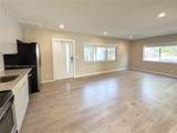 2400 26th St - Photo 4