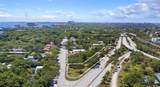 2900 Miami Ave - Photo 4
