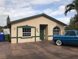 725 19th Ter - Photo 1