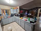 725 19th Ter - Photo 8