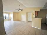 2846 University Dr - Photo 2