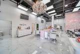 Full-Service Beauty  For Sale in Pinecrest - Photo 3