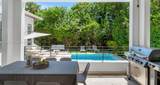 561 Hampton Ln - Photo 15