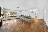 2615 Alhambra Cir - Photo 15