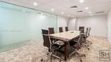 820 41 St - Photo 2