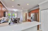 1632 Winterberry Ln - Photo 7