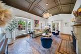 2424 Prairie Ave - Photo 6