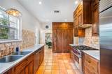 2424 Prairie Ave - Photo 9