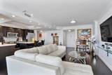 800 Parkview Dr - Photo 2