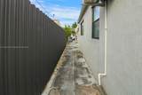 822 30th St - Photo 18