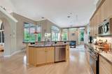 10234 Oak Meadow Ln - Photo 17