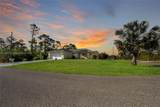 1143 COVE St E - Photo 33