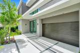 2942 Center Street - Photo 4